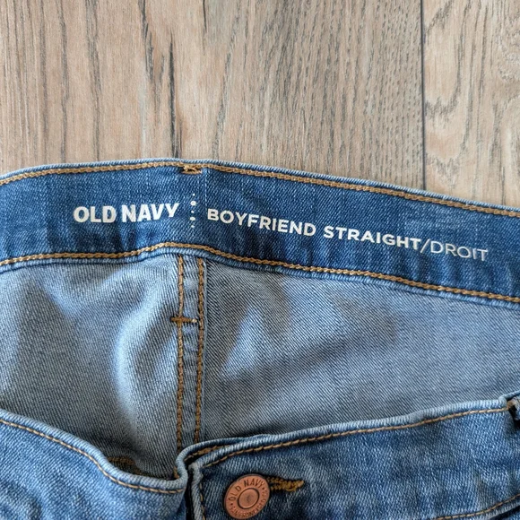 OLD NAVY Denim Jeans Boyfriend Straight Style Medium Wash Size 16 Regular - Picture 4 of 8